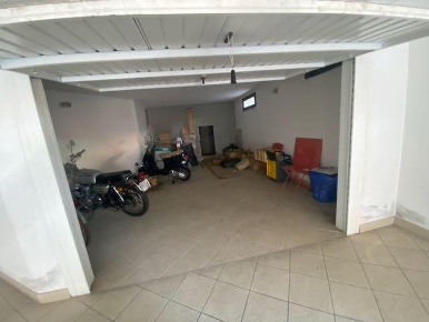 Foto Box a Pisa San Rossore - Barbaricina di 30 m² con 2 locali in affitto