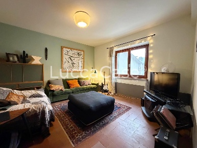 Foto Casa indipendente a Borgo a Mozzano Centro di 180 m² con 10 locali