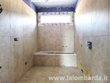 Foto Appartamento in Via Angelo Mauri, Monza Triante di 126 m² con 3 locali
