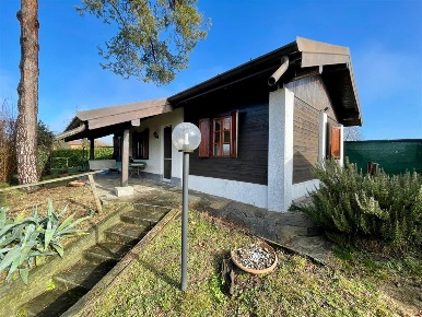 Foto Villa unifamiliare in via Sceree, Bodio Lomnago di 70 m² con 2 locali