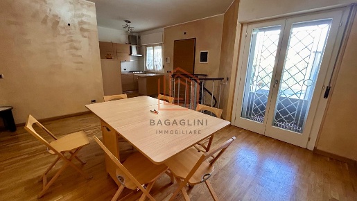 Foto Appartamento in Viale della Stazione, Latina Latina Scalo di 104 m²