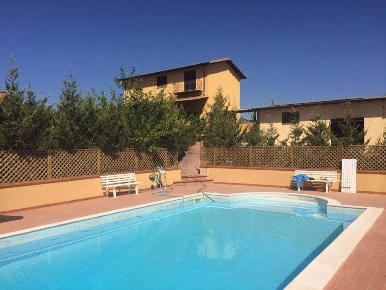 Foto Villa unifamiliare in Via Isabella di Castiglia, Aragona di 300 m²