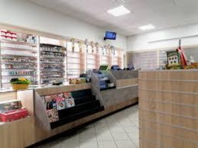 Foto Attività commerciale in Via Giuseppe Garibaldi 7, Arezzo di 70 m²