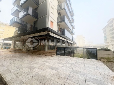 Foto Locale commerciale in Corso del Sole 223, San Michele al Tagliamento