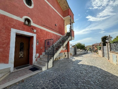 Foto Appartamento in Via Amatore Sciesa 70, Marino Frattocchie di 104 m²