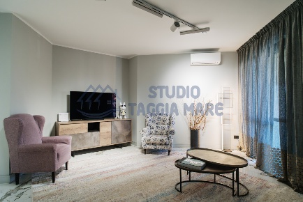 Foto Appartamento in Via Cristoforo Colombo 52, Taggia Centro di 120 m²