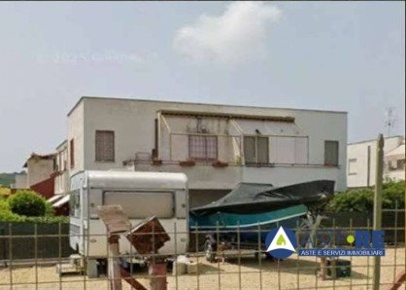 Foto Appartamento in Via dei Gladioli, Santa Marinella Centro di 56 m²