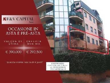Foto Appartamento in Via Rutilia, Milano Ripamonti di 91 m² con 4 locali