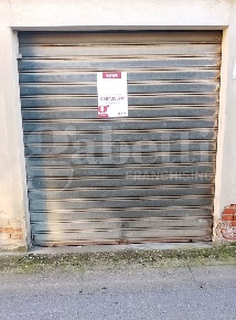 Foto Box a Calcinaia Centro di 11 m² in vendita