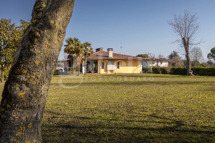 Foto Villa singola in Via Giovanni Pascoli 27, Fossalta di Portogruaro