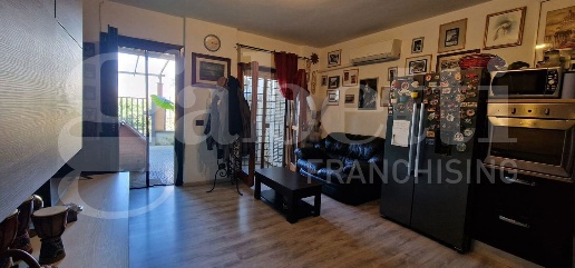 Foto Appartamento in Viale DELLE MARGHERITE 125, Anzio di 46 m² in vendita