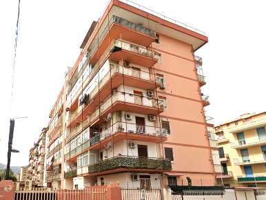 Foto Appartamento in Via Giacomo Alagna 10, Palermo Settecannoli di 121 m²