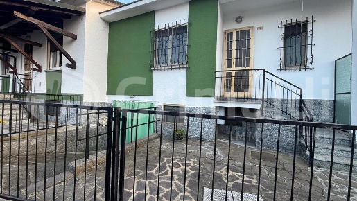 Foto Casa indipendente in Via Pavese 20, Ozzero Centro di 120 m² in vendita
