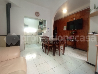 Foto Casa indipendente in Via Giuseppe De Tommasis 24, Ateleta di 102 m²