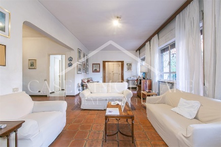 Foto Appartamento in via ronciglione, Roma Ponte Milvio di 204 m²