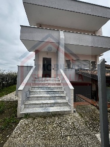 Foto Villa unifamiliare in via staffetta, Giugliano in Campania Lago Patria