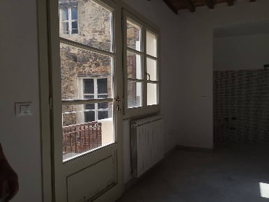 Foto Casa indipendente in VIA PIAVOLA, Buti Centro di 140 m² con 7 locali