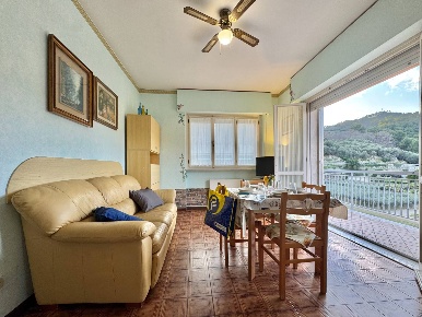 Foto Appartamento in Via Crispi, Pietra Ligure di 50 m² con 2 locali