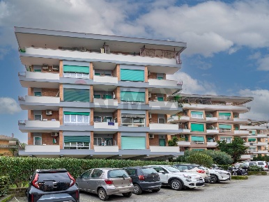 Foto Appartamento in Via Giannetto Valli 95, Roma Portuense di 82 m²