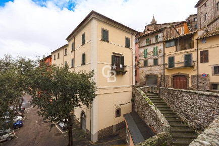 Foto Casa indipendente in Via del Giardino, Soriano nel Cimino Centro
