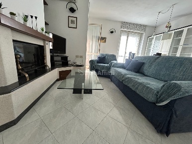 Foto Appartamento in Via Napoli, Siena Petriccio - Acquacalda di 85 m²