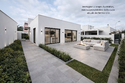 Foto Villa unifamiliare in Via Seneca 13, Cavallino di 250 m² con 6 locali