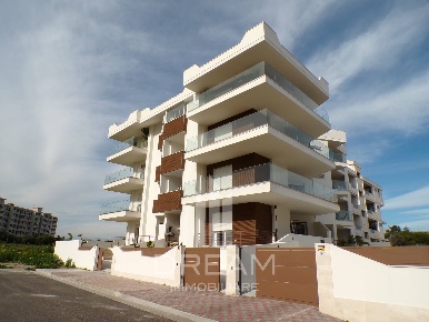 Foto Appartamento in via Ungheria, Quartu Sant'Elena di 70 m² con 2 locali