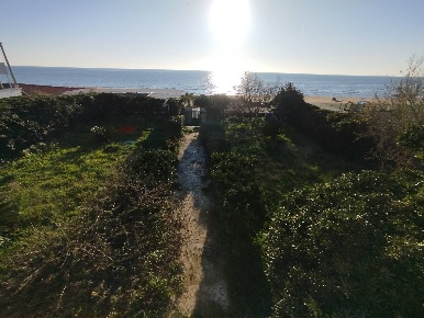Foto Villa unifamiliare in p.ta delle sirene, Anzio Lavinio Mare di 280 m²