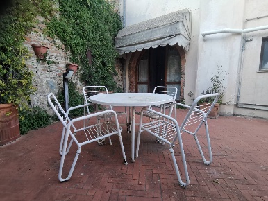 Foto Casa indipendente in via mercatino, Peccioli di 180 m² con 7 locali