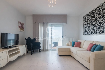 Foto Appartamento in Viale Marmolada 1, Riccione Parco di 85 m² in vendita