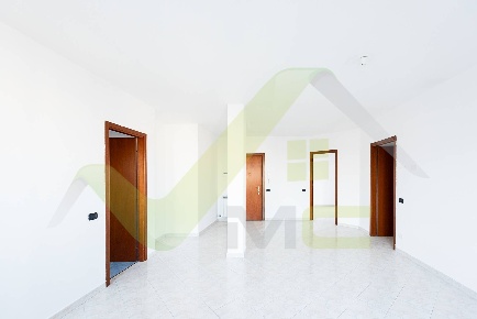 Foto Appartamento in DON CAZZANIGA 2, Liscate di 105 m² con 3 locali