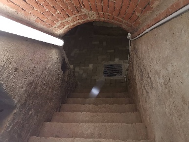 Foto Case indipendenti in via Piavola, Buti Centro di 140 m² con 7 locali