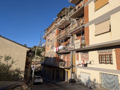 Foto Appartamento in VIA UGO FOSCOLO 49, Segni di 105 m² con 3 locali