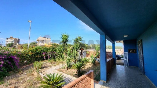 Foto Casa indipendente in località berdia  vecchia snc, Vittoria di 110 m²