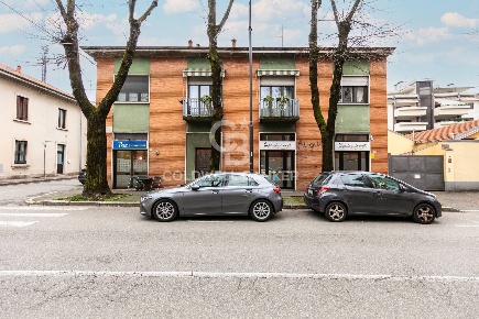 Foto Negozio in VIA RISORGIMENTO 16, Busto Arsizio Frati di 67 m²