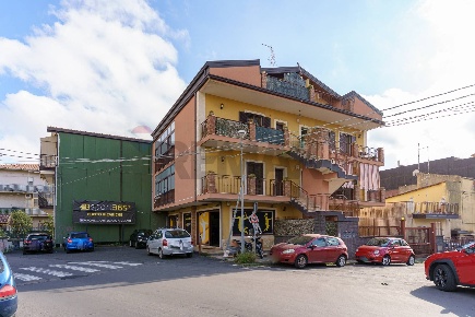 Foto Appartamento in VIA SIMETO SN, Misterbianco Centro di 158 m²