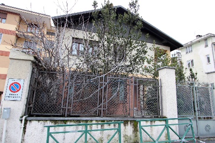 Foto Casa indipendente in Via Abegg, Susa di 250 m² con 7 locali in vendita