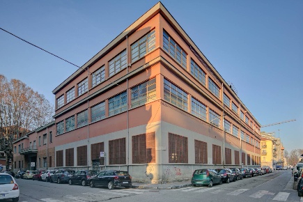 Foto Loft in Via Mantova 19, Torino Regio Parco di 173 m² con 4 locali