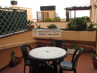 Foto Appartamento in VIA DELLE GINESTRE 34, Varazze Sant'Ambrogio di 70 m²