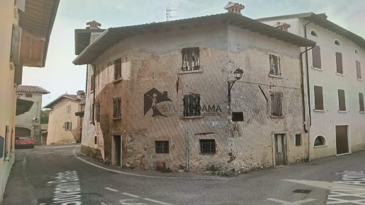 Foto Rustico in xxv Aprile, Puegnago del Garda Castello di 85 m² in vendita