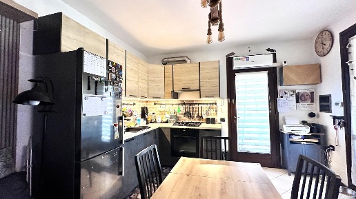 Foto Appartamento a Santa Maria a Monte Montecalvoli di 68 m² con 3 locali