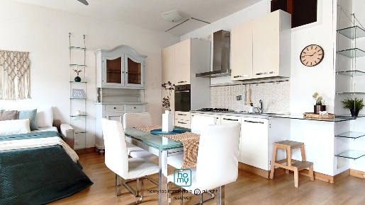 Foto Loft a Carrara Marina di Carrara di 50 m² con 2 locali in vendita