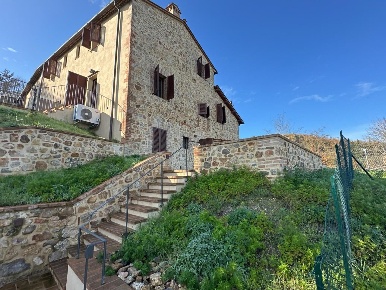 Foto Appartamento a Sovicille Stigliano di 134 m² con 4 locali in vendita