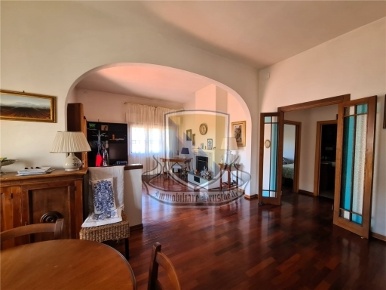 Foto Villa unifamiliare in VIA PICCOLOMINI, Siena Provenzano di 144 m²