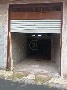 Foto Posti auto in Via Don Luigi Sturzo 18, Belpasso Centro di 30 m²