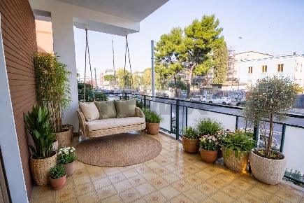 Foto Appartamento in Viale Luigi Einaudi 5, Bari Poggiofranco di 120 m²