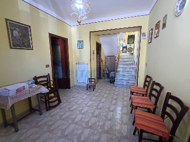 Foto Case indipendenti in Piazza Bronzetti, Castel Morrone Annunziata