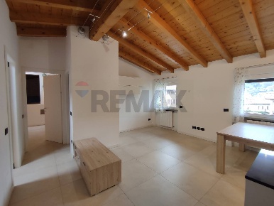 Foto Appartamento in via xx settembre, San Fermo della Battaglia Cavallasca