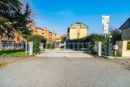 Foto Posti auto in Via Piave 1, Novate Milanese di 13 m² con 1 locali