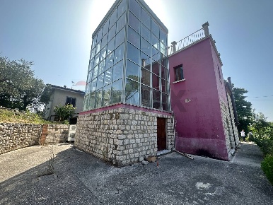 Foto Agriturismo a Foglianise di 280 m² con 8 locali in vendita